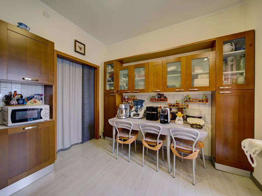 Immagine 8 di Appartamento in vendita  in Corso Peschiera a Torino