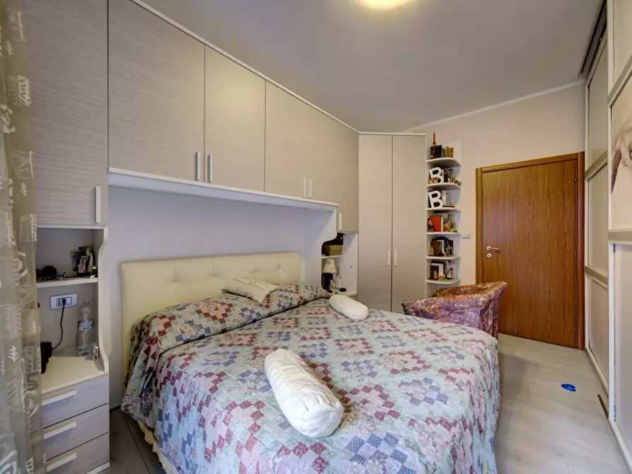 Immagine 15 di Appartamento in vendita  in Corso Peschiera a Torino