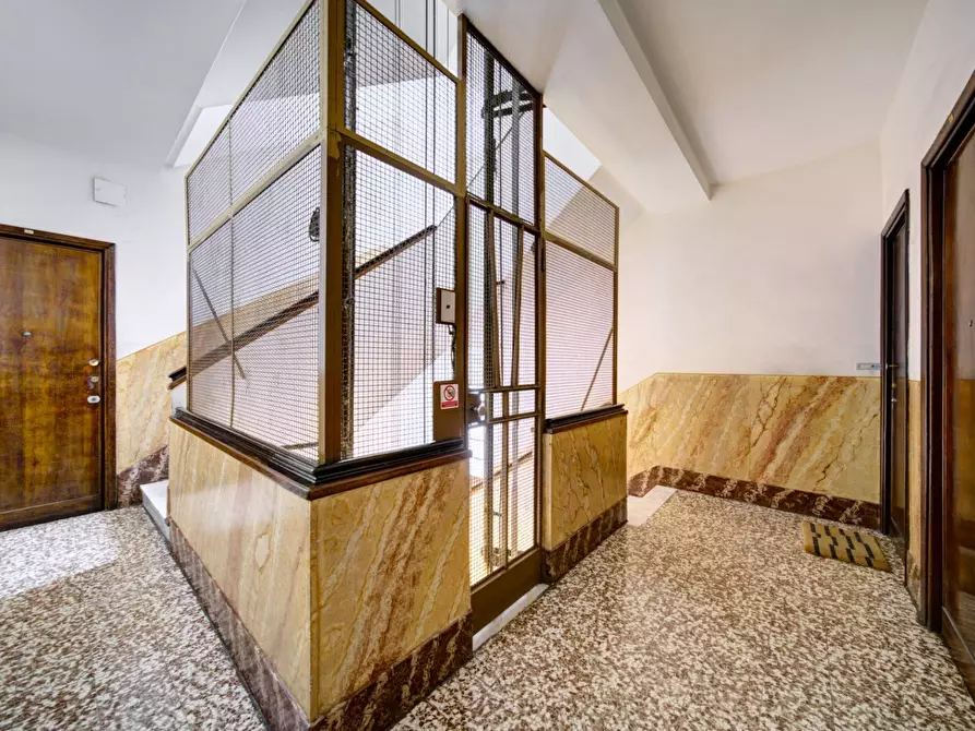 Immagine 2 di Appartamento in vendita  in Via Ozegna a Torino