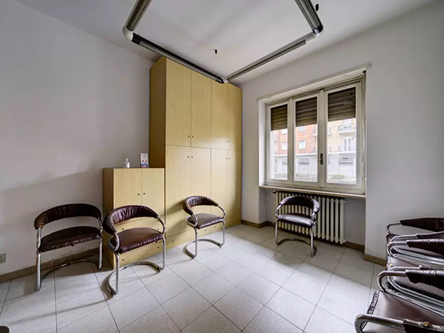 Immagine 8 di Ufficio in vendita  in Corso Toscana a Torino