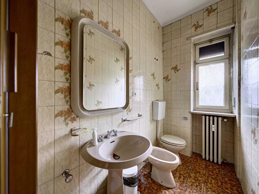 Immagine 15 di Ufficio in vendita  in Corso Toscana a Torino