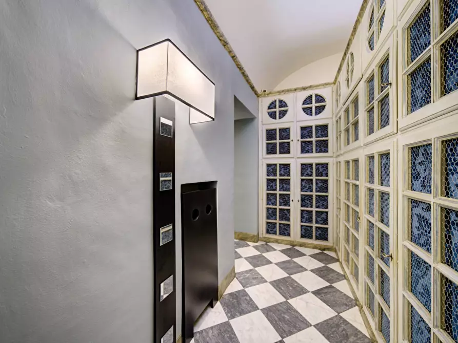 Immagine 16 di Appartamento in vendita  in Piazza Carignano a Torino