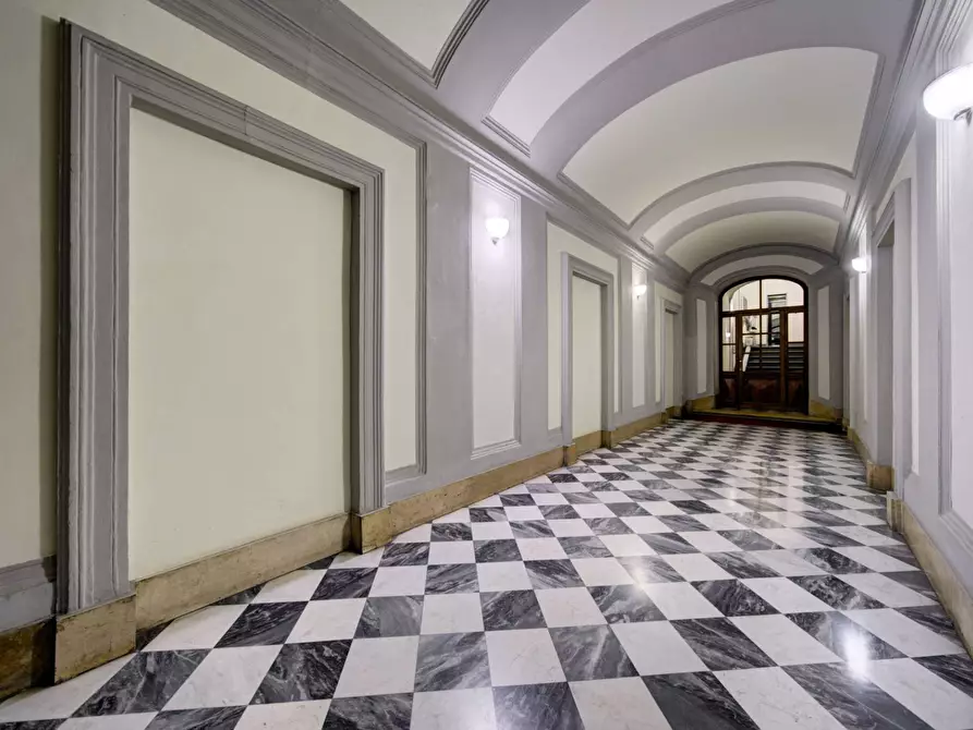 Immagine 6 di Appartamento in vendita  in Piazza Carignano a Torino