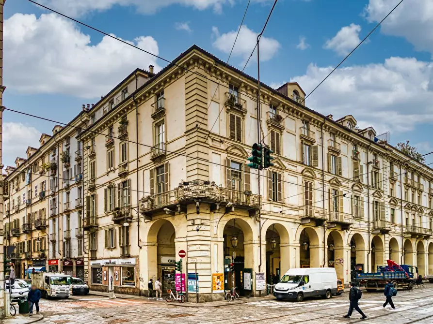 Immagine 2 di Appartamento in affitto  in via po a Torino