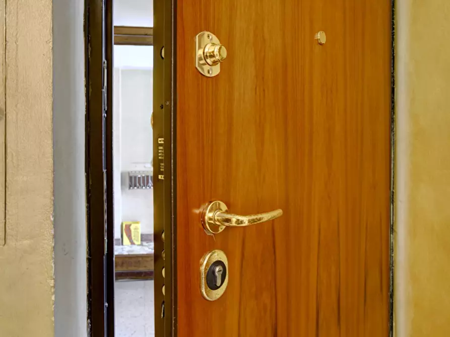 Immagine 23 di Appartamento in vendita  in Via Sagra Di San Michele a Torino