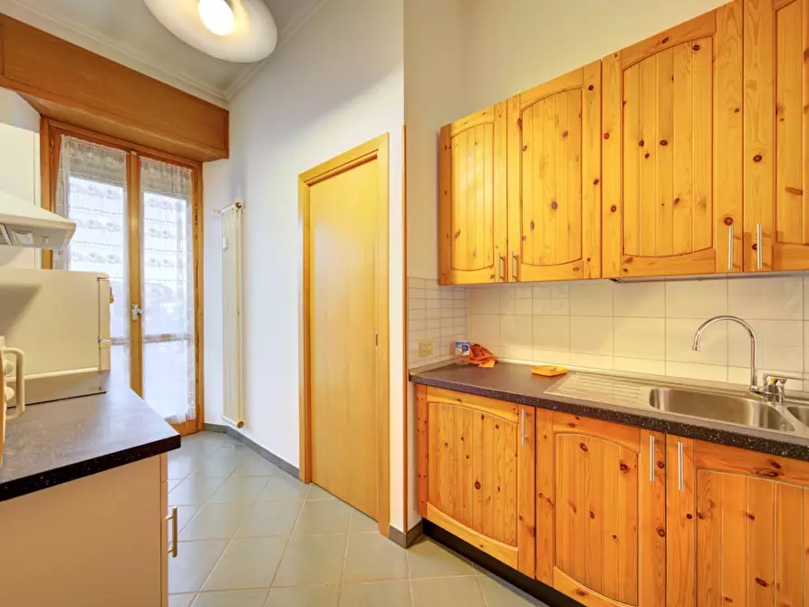 Immagine 13 di Appartamento in vendita  in Via Bardonecchia a Torino