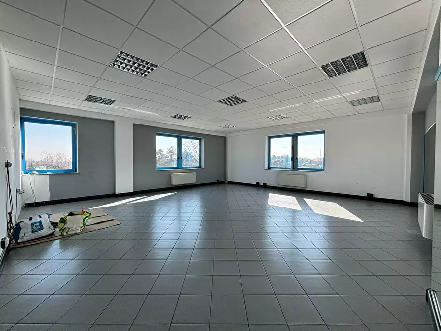Immagine 8 di Ufficio in vendita  a Alpignano
