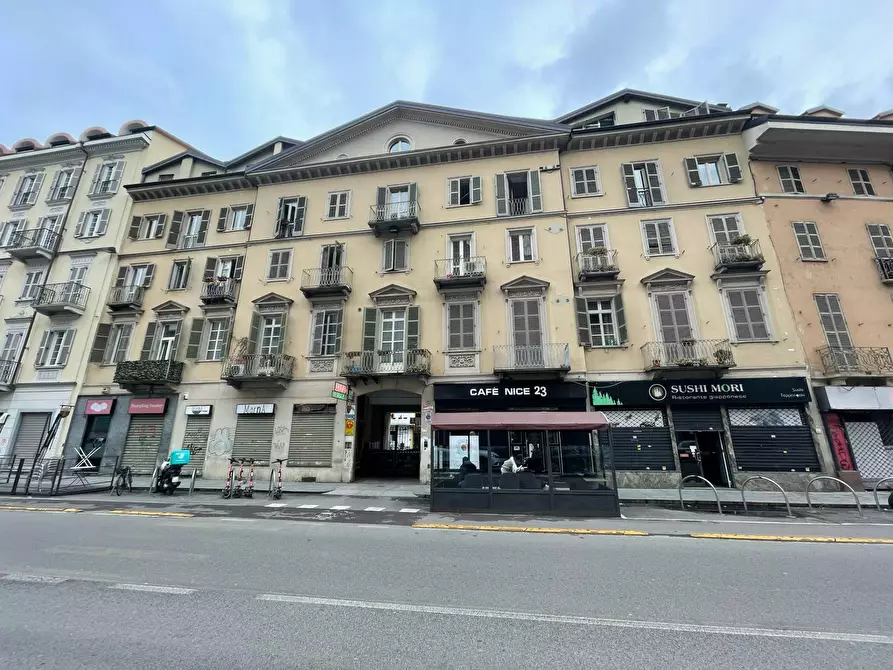 Immagine 2 di Appartamento in vendita  in Via Nizza a Torino