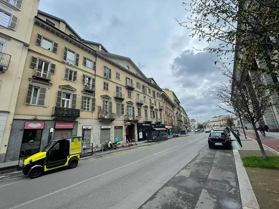 Immagine 5 di Appartamento in vendita  in Via Nizza a Torino