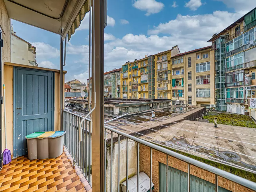 Immagine 12 di Appartamento in vendita  in Via Baveno a Torino