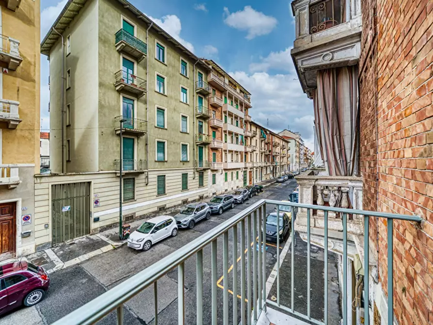Immagine 16 di Appartamento in vendita  in Via Baveno a Torino