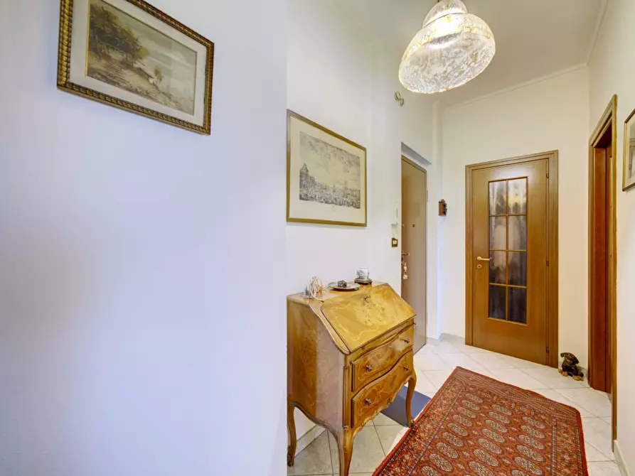 Immagine 7 di Appartamento in vendita  in Via Genola a Torino