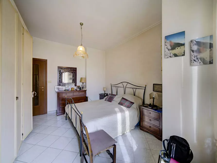 Immagine 14 di Appartamento in vendita  in Via Genola a Torino