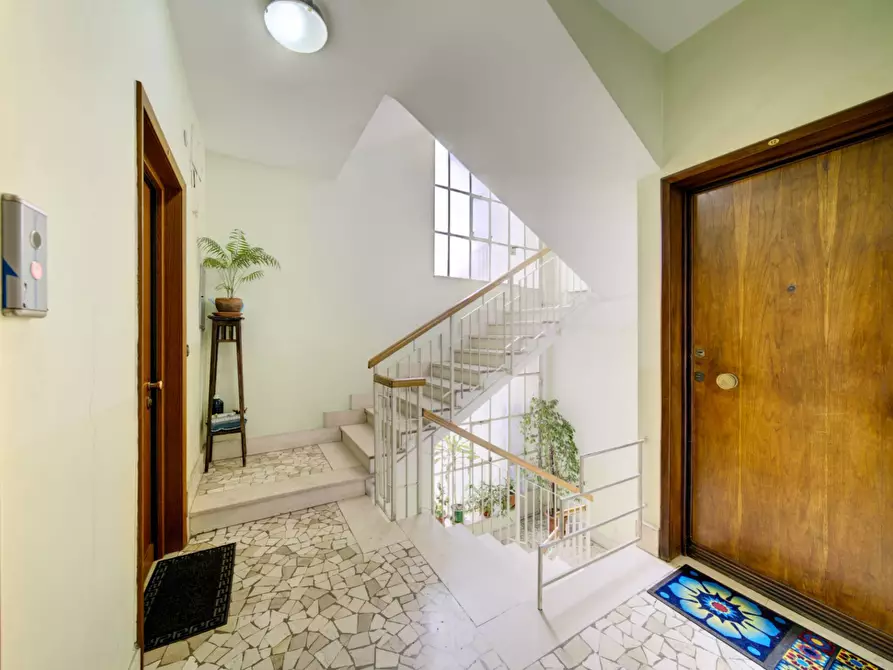 Immagine 5 di Appartamento in vendita  in Via Genola a Torino