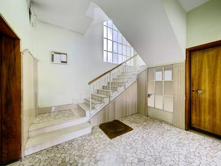 Immagine 3 di Appartamento in vendita  in Via Genola a Torino