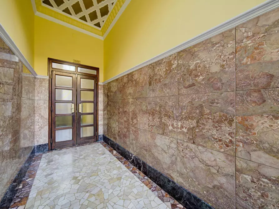 Immagine 3 di Ufficio in vendita  in Via Rubiana a Torino