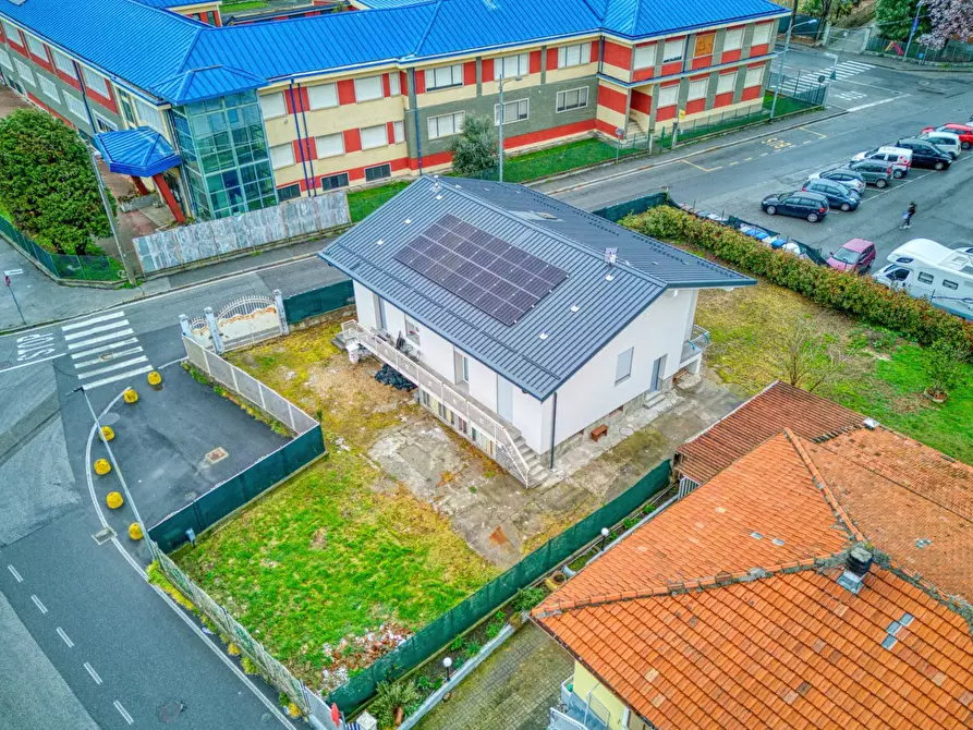 Immagine 4 di Villa in vendita  in via Rossini a Alpignano