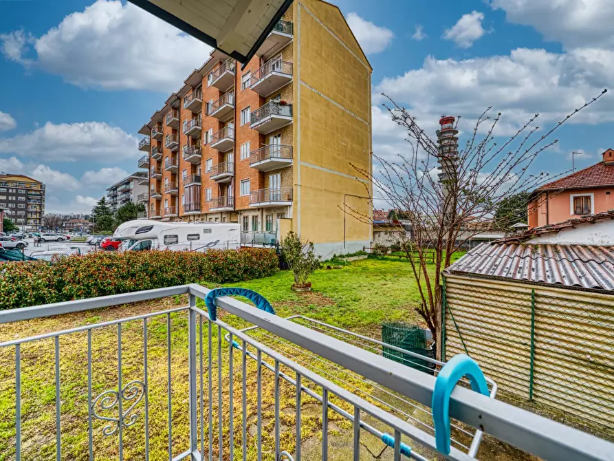 Immagine 23 di Villa in vendita  in via Rossini a Alpignano