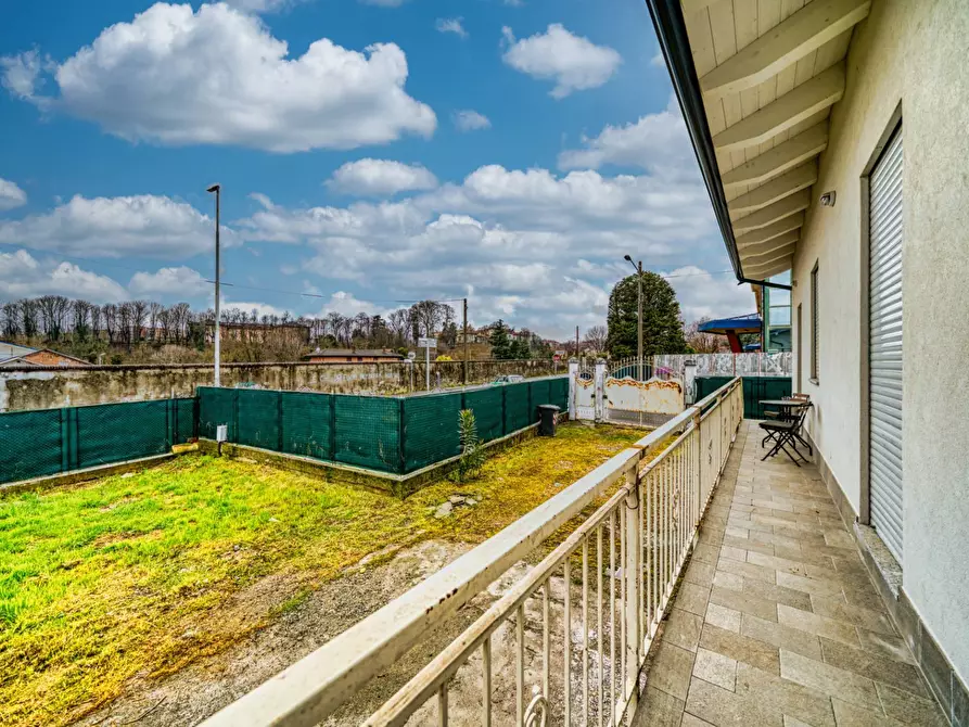 Immagine 24 di Villa in vendita  in via Rossini a Alpignano