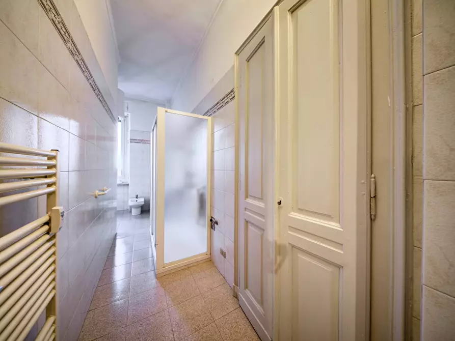 Immagine 13 di Appartamento in vendita  in Corso Peschiera a Torino