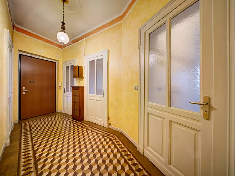 Immagine 5 di Appartamento in vendita  in Corso Peschiera a Torino