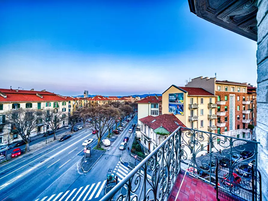 Immagine 21 di Appartamento in vendita  in Corso Peschiera a Torino