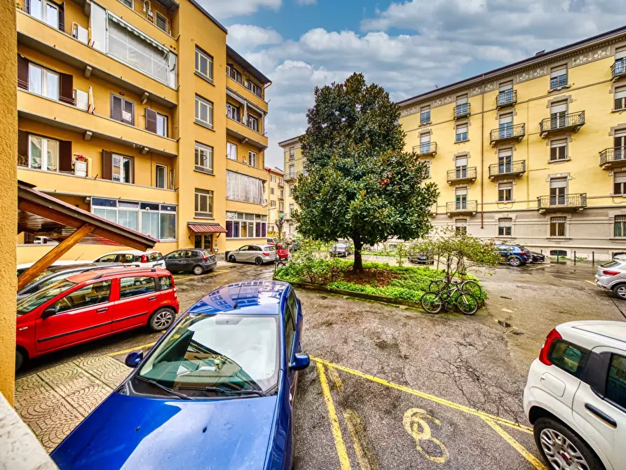Immagine 15 di Appartamento in vendita  in Via Revello a Torino