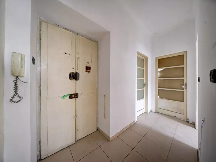 Immagine 4 di Appartamento in vendita  in Via Revello a Torino