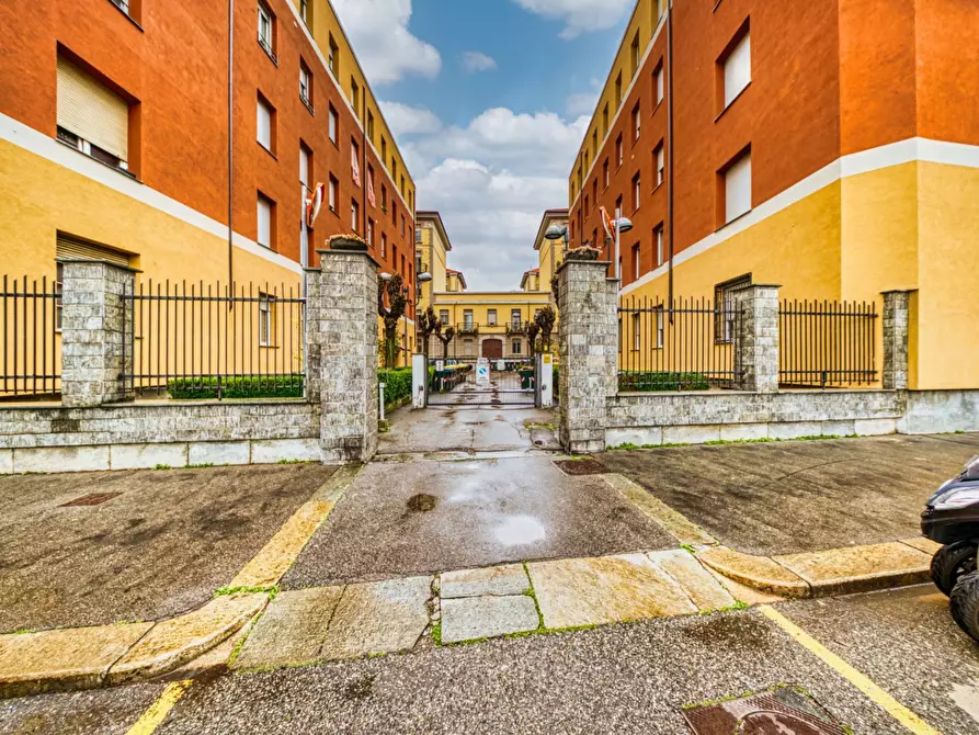 Immagine 17 di Appartamento in vendita  in Via Revello a Torino