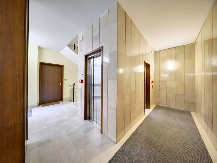 Immagine 6 di Appartamento in vendita  in Corso Alcide De Gasperi a Torino