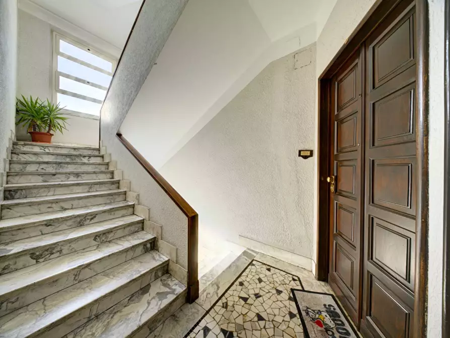 Immagine 3 di Appartamento in vendita  in Via Salbertrand a Torino