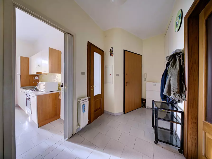 Immagine 5 di Appartamento in vendita  in Via Salbertrand a Torino