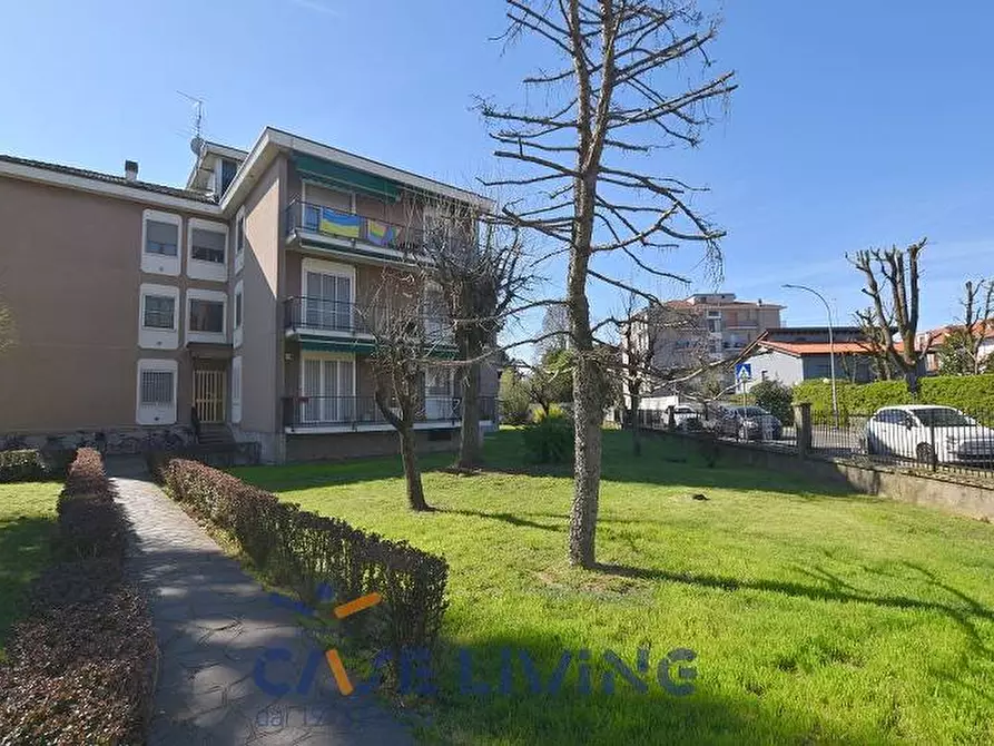 Immagine 2 di Appartamento in vendita  in via piave a Rosate