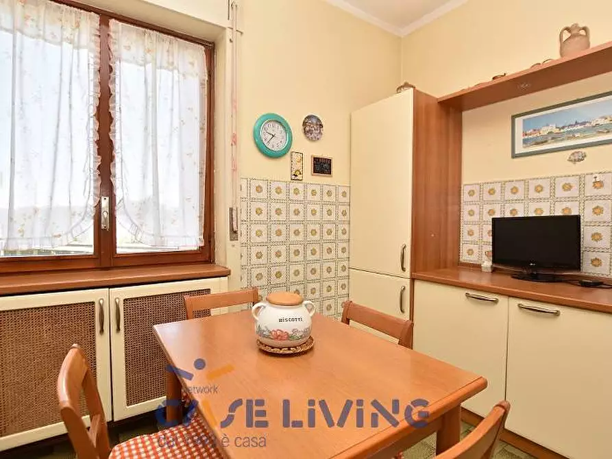 Immagine 9 di Appartamento in vendita  in via piave a Rosate