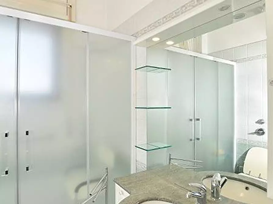 Immagine 15 di Appartamento in vendita  in via piave a Rosate