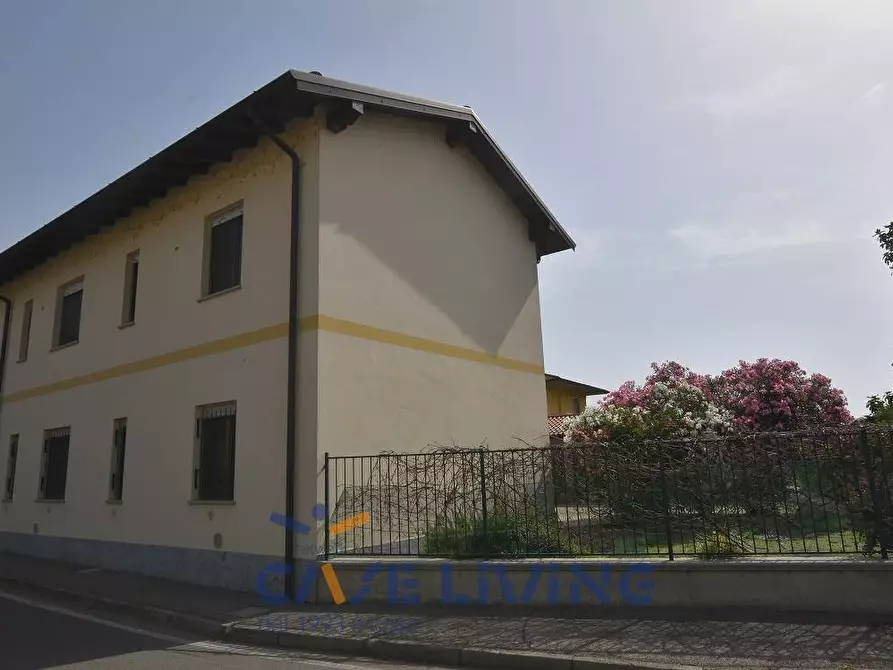 Immagine 30 di Villetta a schiera in vendita  in via mazzini a Lacchiarella