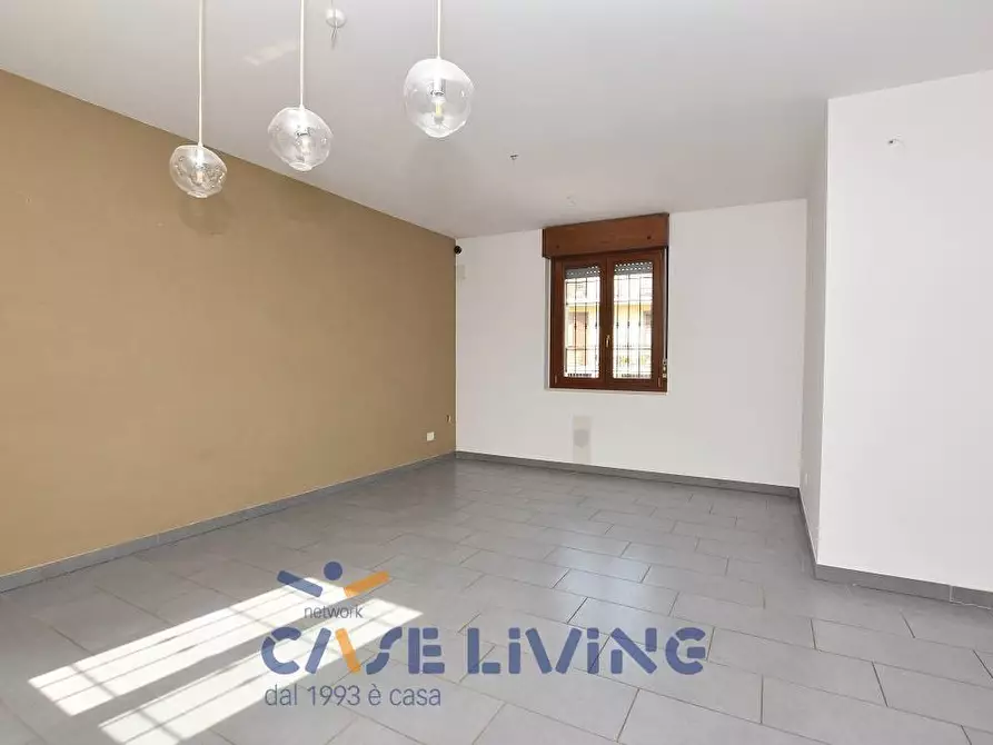 Immagine 9 di Villetta a schiera in vendita  in via mazzini a Lacchiarella