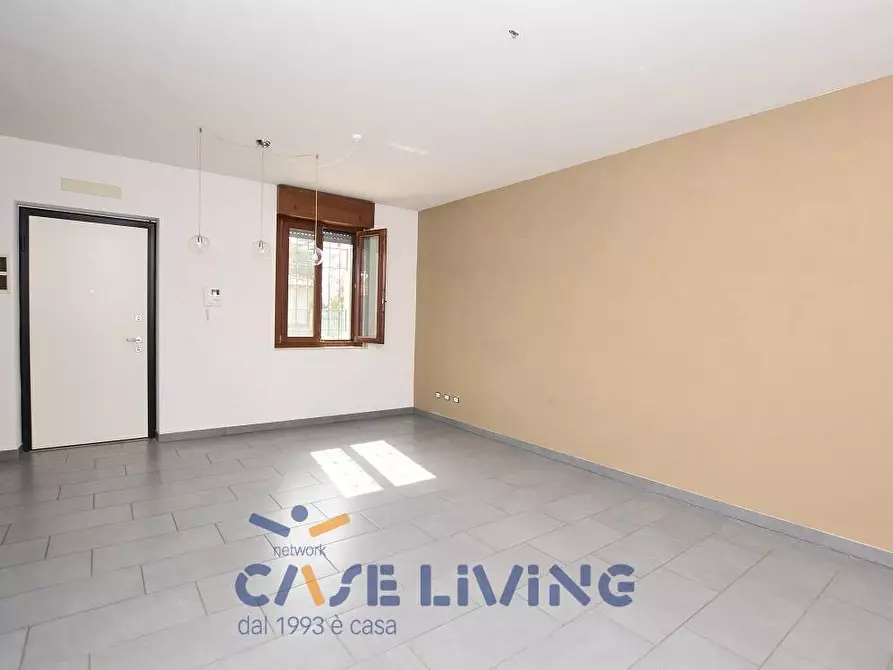 Immagine 10 di Villetta a schiera in vendita  in via mazzini a Lacchiarella