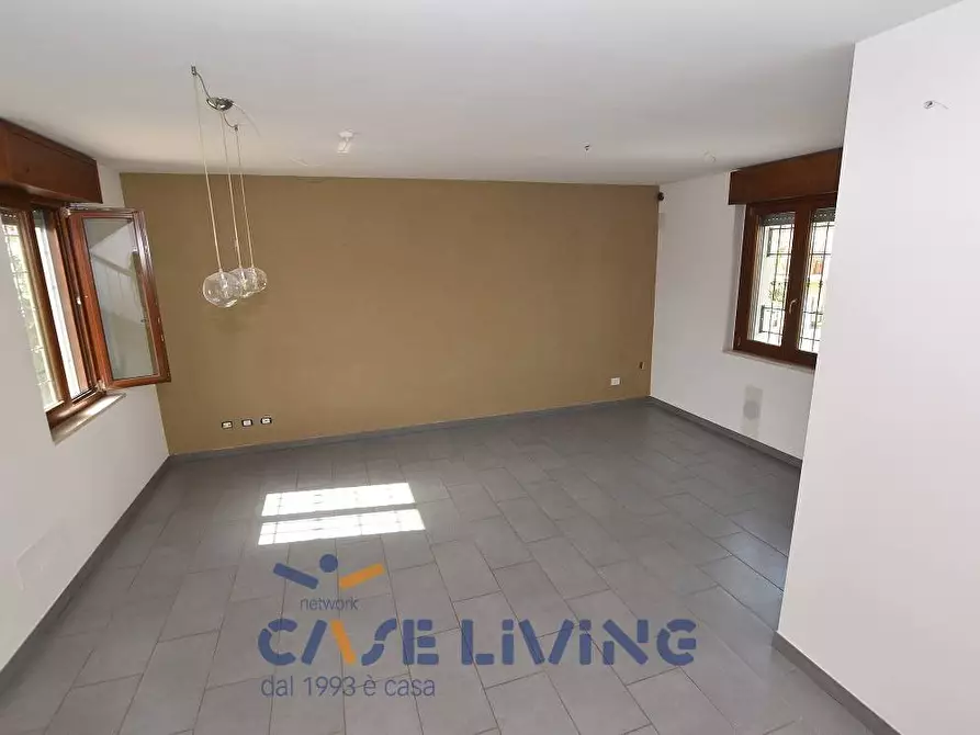 Immagine 11 di Villetta a schiera in vendita  in via mazzini a Lacchiarella