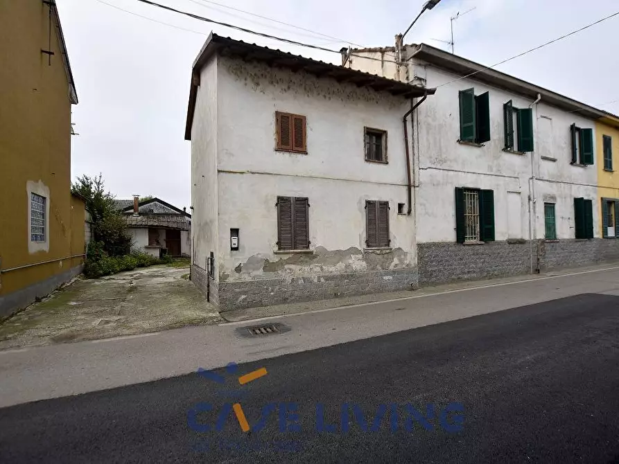 Immagine 22 di Villa in vendita  a Valeggio