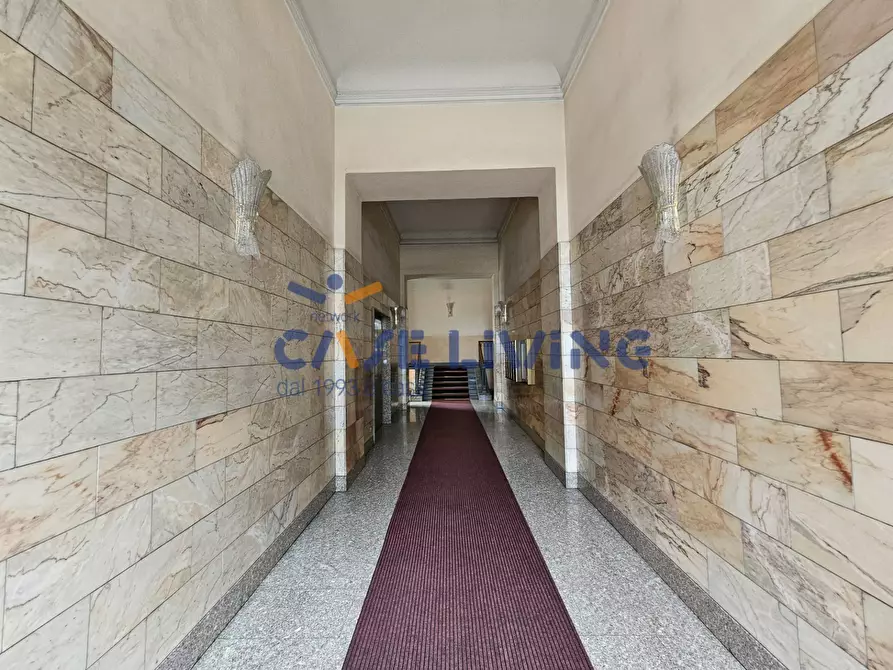 Immagine 16 di Appartamento in vendita  in Viale Lunigiana a Milano
