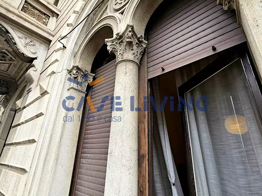 Immagine 23 di Appartamento in vendita  in Viale Lunigiana a Milano