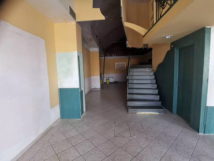 Immagine 2 di Locale commerciale in affitto  in via ciro menotti a Ponsacco