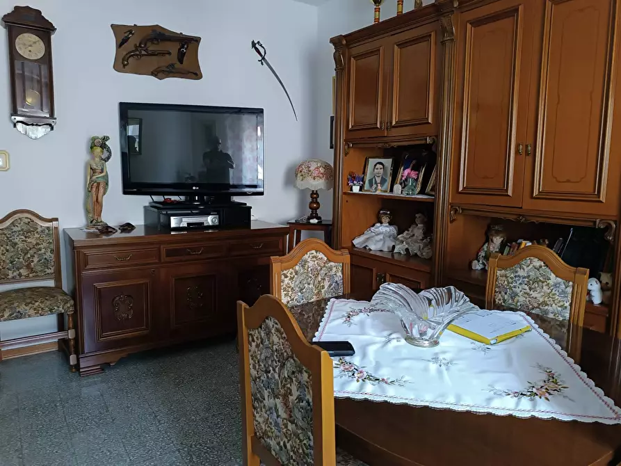 Immagine 12 di Appartamento in vendita  in Via I maggio a Pontedera