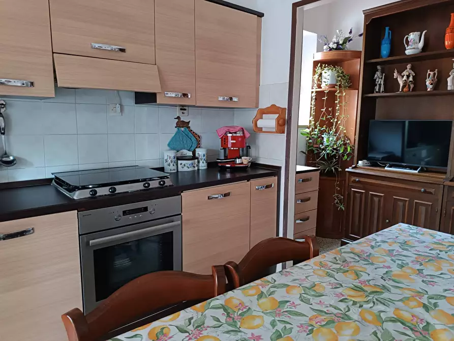 Immagine 5 di Appartamento in vendita  in Via I maggio a Pontedera