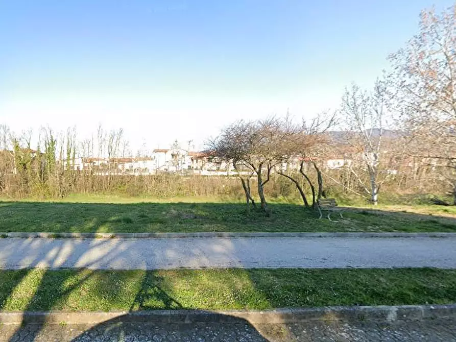 Immagine 5 di Locale commerciale in affitto  in VIA PAPA GIOVANNI XXIII a Calcinaia