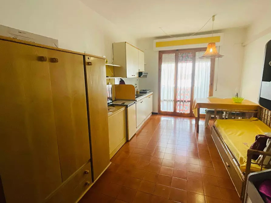 Immagine 4 di Appartamento in vendita  in VIA VENETO a Rosignano Marittimo