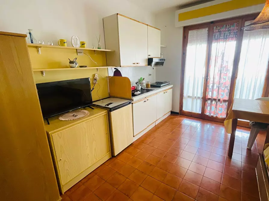 Immagine 10 di Appartamento in vendita  in VIA VENETO a Rosignano Marittimo