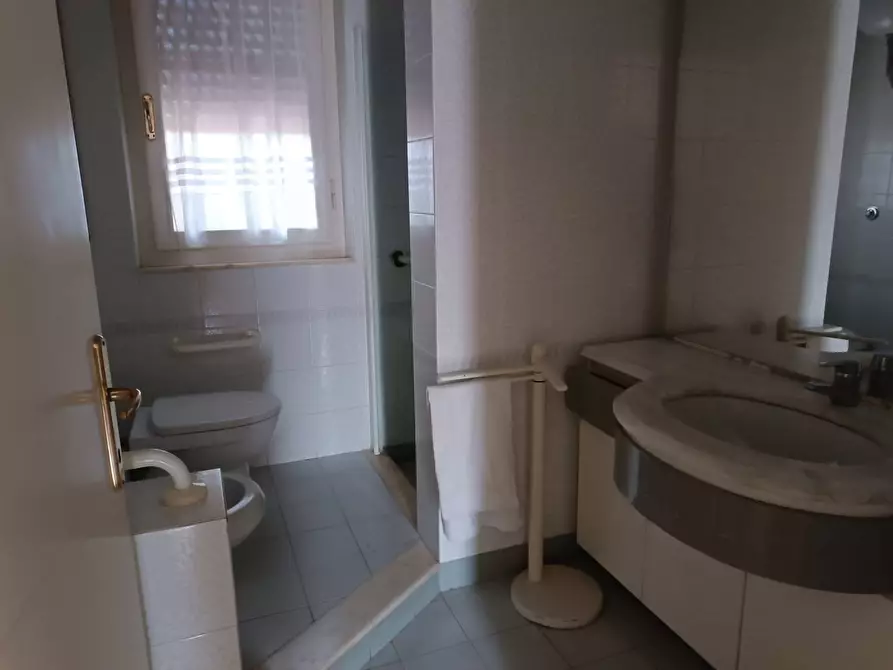 Immagine 17 di Casa indipendente in vendita  in Via A. Grandi a Cascina