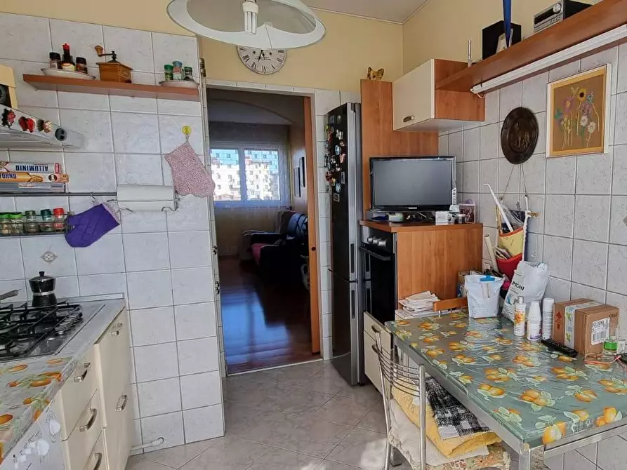 Immagine 9 di Appartamento in vendita  in VIA POMPONAZZI a Bologna